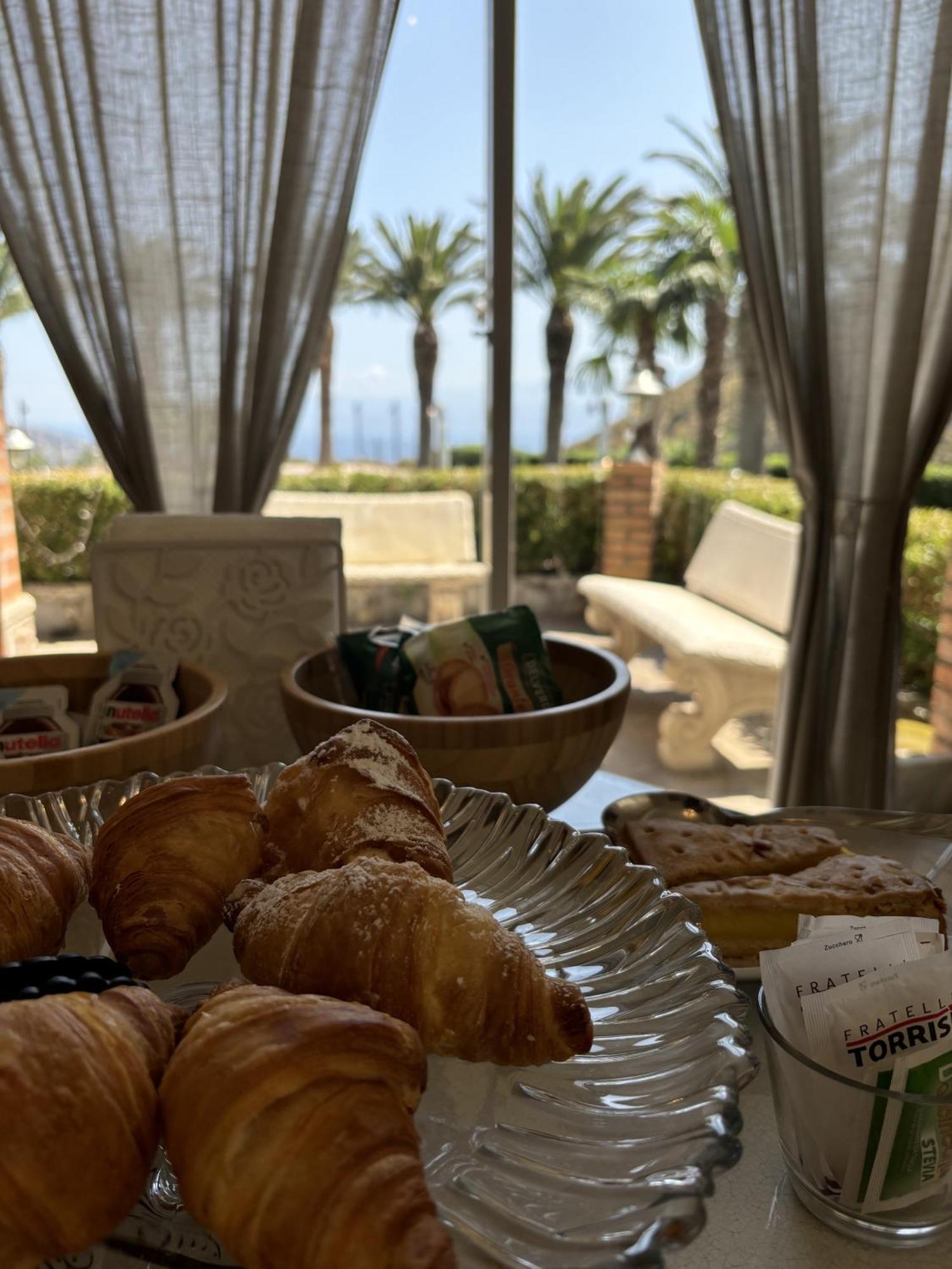 מסינה B&B Villa Alba מראה חיצוני תמונה